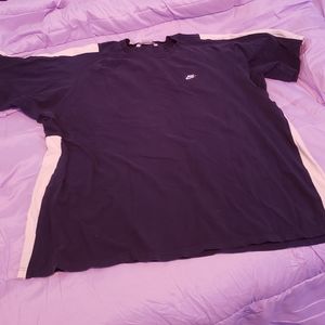 Vintage Nike t-shirt size XXL navy blue and cream color